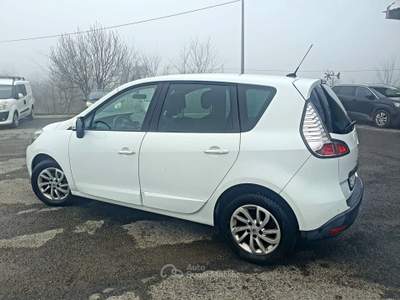 Renault Scénic Scenic Sc&eacute;nic 1.5 dCi 110CV EDC Energy Bianco usata Cumiana
