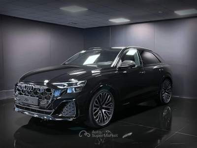 Audi Q8 SUV 50 TDI 286CV quattro S line LISTINO 140.520€ Nero usata Arsiè