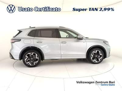 Volkswagen Tiguan 2.0 tdi r-line 150cv dsg Argento usata Bari