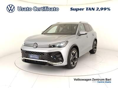 Volkswagen Tiguan 2.0 tdi r-line 150cv dsg Argento usata Bari