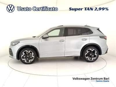 Volkswagen Tiguan 2.0 tdi r-line 150cv dsg Argento usata Bari