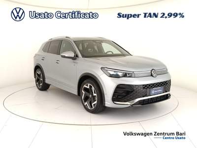 Volkswagen Tiguan 2.0 tdi r-line 150cv dsg Argento usata Bari