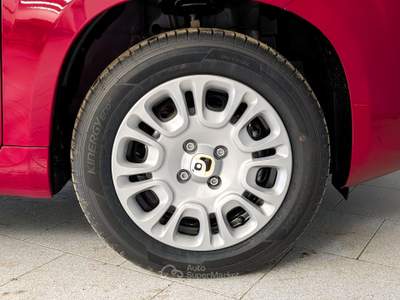 Fiat Panda Panda - 1.0 Hybrid 70cv - Pandina Icon Rosso usata Robecco sul Naviglio