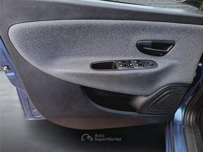 Lancia Ypsilon 3ª serie 1.0 FireFly 5 porte S&S usata BARI