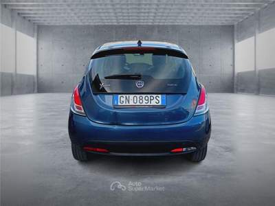 Lancia Ypsilon 3ª serie 1.0 FireFly 5 porte S&S usata BARI