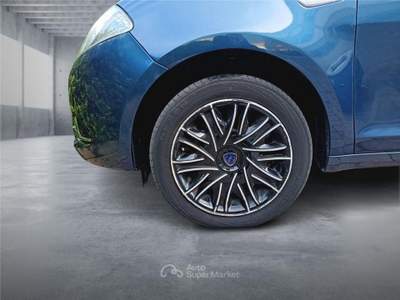 Lancia Ypsilon 3ª serie 1.0 FireFly 5 porte S&S usata BARI