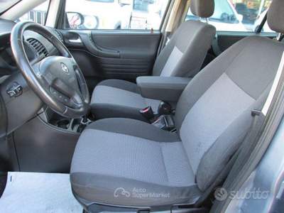 Opel Zafira 16v Eco M Fashion Line -7 POSTI- usata Mantova