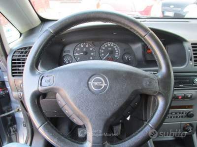 Opel Zafira 16v Eco M Fashion Line -7 POSTI- usata Mantova