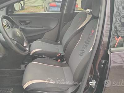 Lancia Ypsilon 5 Porte Ypsilon 1.2 8v Elefantino e usata Sant'Agata sul Santerno