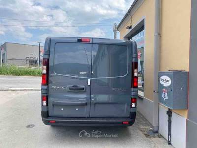 Renault Trafic BluedCi 110CV PL-TN Authentic Grigio usata Pinerolo