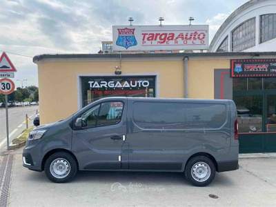 Renault Trafic BluedCi 110CV PL-TN Authentic Grigio usata Pinerolo