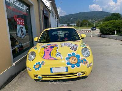 Volkswagen New Beetle 1.6 GPL Giallo usata Pinerolo