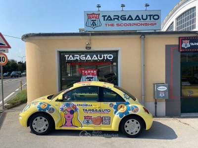Volkswagen New Beetle 1.6 GPL Giallo usata Pinerolo