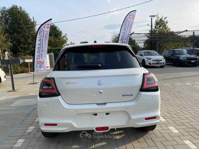 Suzuki Swift 1.2 Hybrid Top Bianco usata Pinerolo