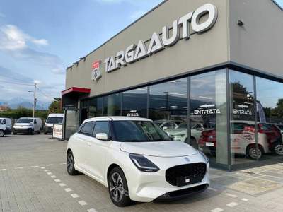 Suzuki Swift 1.2 Hybrid Top Bianco usata Pinerolo