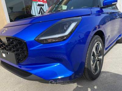 Suzuki Swift 1.2 Hybrid Top AT Blu/Azzurro usata Pinerolo
