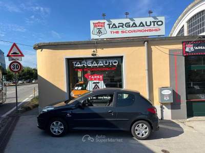 Peugeot 206 Plus 1.1 60CV 3p. Plus GPL Grigio usata Pinerolo