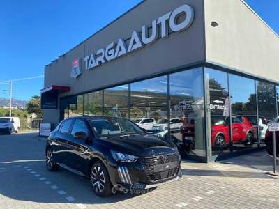 Peugeot 208 Hybrid 110 e-DCS6 Business Nero usata Pinerolo