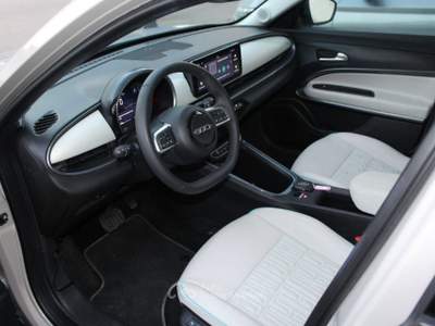 Fiat 600 Hybrid 110 CV DCT MHEV La Prima Beige usata Trapani