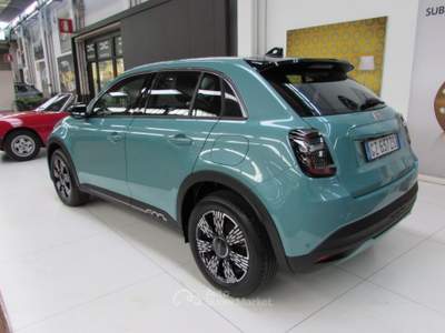 Fiat 600 Hybrid 145 CV DCT MHEV Blu/Azzurro usata Rho
