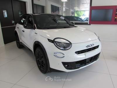 Fiat 600 Hybrid 145 CV DCT MHEV Sport KM ZERO Bianco usata Rho