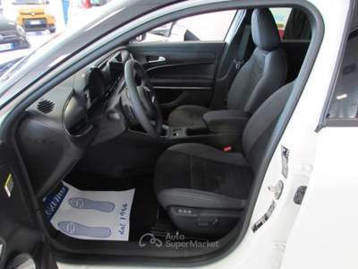 Fiat 600 Hybrid 145 CV DCT MHEV Sport KM ZERO Bianco usata Rho