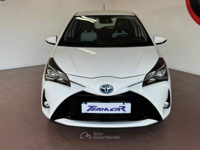 Toyota Yaris 1.5 Hybrid 5 porte Business Iva.esp. Unip Neop Bianco usata Crocetta del Montello