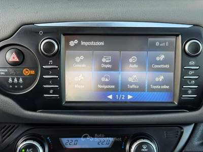 Toyota Yaris 1.5 Hybrid 5 porte Business Iva.esp. Unip Neop Bianco usata Crocetta del Montello