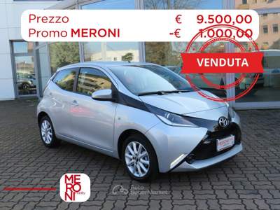 Toyota Aygo 1.0 VVT-i x-cite Argento usata Seregno
