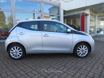Toyota Aygo 1.0 VVT-i x-cite Argento usata Seregno