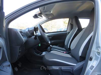 Toyota Aygo 1.0 VVT-i x-cite Argento usata Seregno