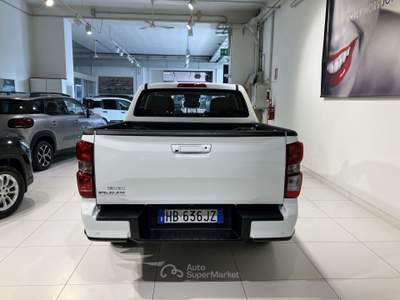 Isuzu D-Max 1.9 Space N60 BB+ 4x4 Auto Double Cab Bianco usata Fornovo di Taro