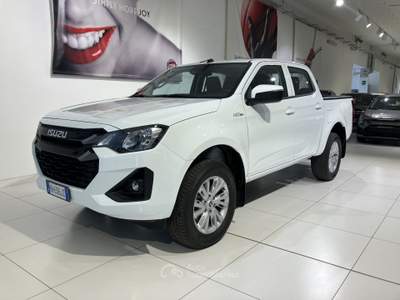 Isuzu D-Max 1.9 Space N60 BB+ 4x4 Auto Double Cab Bianco usata Fornovo di Taro