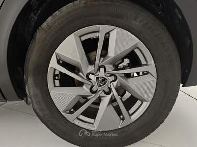 Peugeot 408 Hybrid 145 e-DCS6 Allure Nero usata Capua