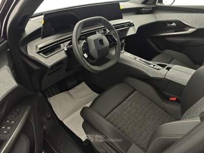 Peugeot 3008 Hybrid 145 e-DCS6 Allure Grigio usata Capua