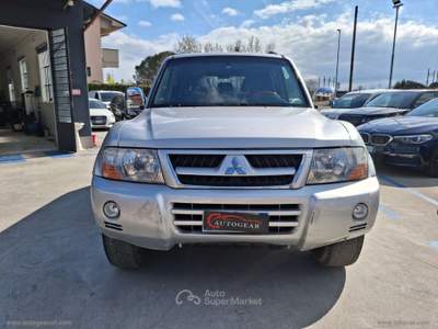 Mitsubishi Pajero Pajero 3.2 16V DI-D 5p. GLS2 - 7 POSTI Grigio usata Prato