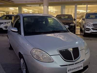 Lancia Ypsilon 1.2 Platino Grigio usata Modica