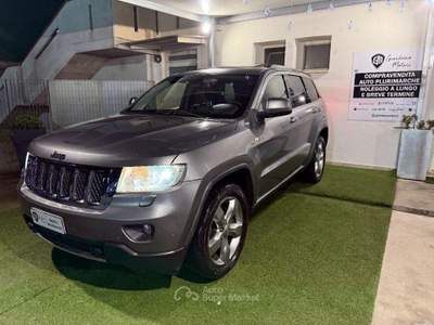 Jeep Grand Cherokee  3.0 crd Overland auto Grigio usata Spigno Saturnia