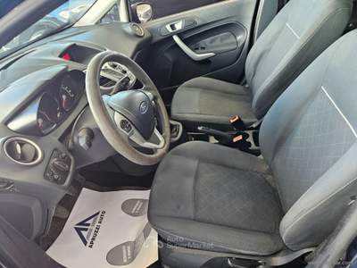 Ford Fiesta FIESTA 1.4 TDCI TITANIUM 5/P Blu/Azzurro usata SAN MICHELE SALENTINO