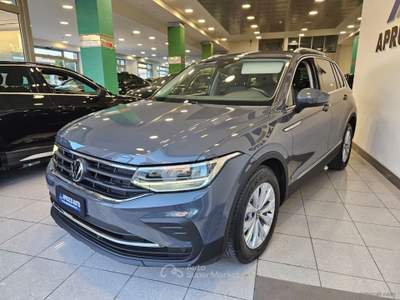 Volkswagen Tiguan Tiguan 2.0 TDI 150CV SCR DSG Life Grigio usata SAN MICHELE SALENTINO