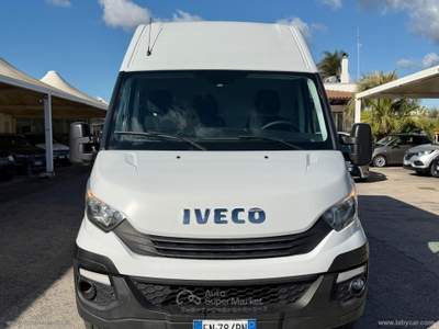Iveco Daily Daily 35S14SA8V 2.3HPT PLM-TM Furg. Bianco usata San Michele Salentino