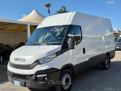Iveco Daily Daily 35S14SA8V 2.3HPT PLM-TM Furg. Bianco usata San Michele Salentino