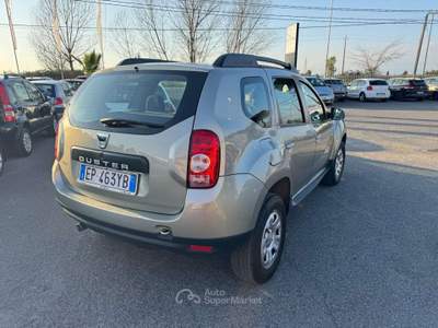 Dacia Duster Duster I 1.6 Laureate Gpl 4x2 110cv my13 Oro usata Latina