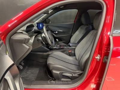 Peugeot 2008 2008 1.2 puretech Allure s&amp;s 100cv Rosso usata Fontanafredda