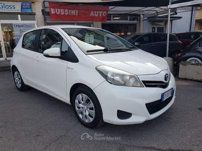 Toyota Yaris NEOPATENTATI Bianco usata Treviglio