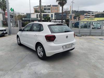 Volkswagen Polo 5p 1.0 evo Comfortl. 80cv-Climatronic-App Connect- Bianco usata Francavilla al Mare