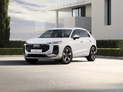 Audi Q3 AUDI Q3 2.0 TDI S-LINE 150CV S-TRONIC Q3 2.0 tdi S-Line 150cv S-Tronic Bianco usata Roma