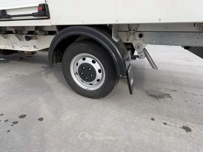 Piaggio Porter NP6 PIAGG NP6 SW LR GPL 3070 TOP BOX ROLLER NP6 SW LR GPL 3070 Top Box Roller Bianco usata Roma