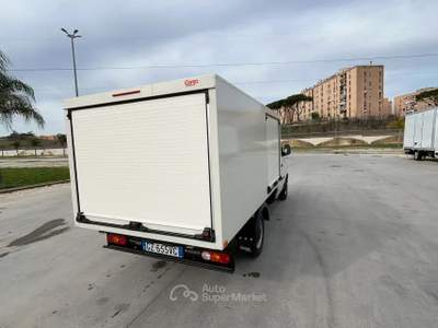 Piaggio Porter NP6 PIAGG NP6 SW LR GPL 3070 TOP BOX ROLLER NP6 SW LR GPL 3070 Top Box Roller Bianco usata Roma