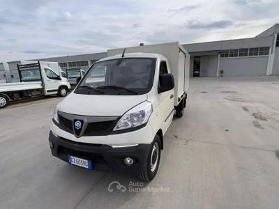 Piaggio Porter NP6 PIAGG NP6 SW LR GPL 3070 TOP BOX ROLLER NP6 SW LR GPL 3070 Top Box Roller Bianco usata Roma